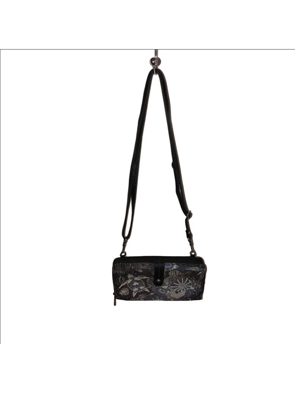 The Sak Iris Smartphone Crossbody Bag